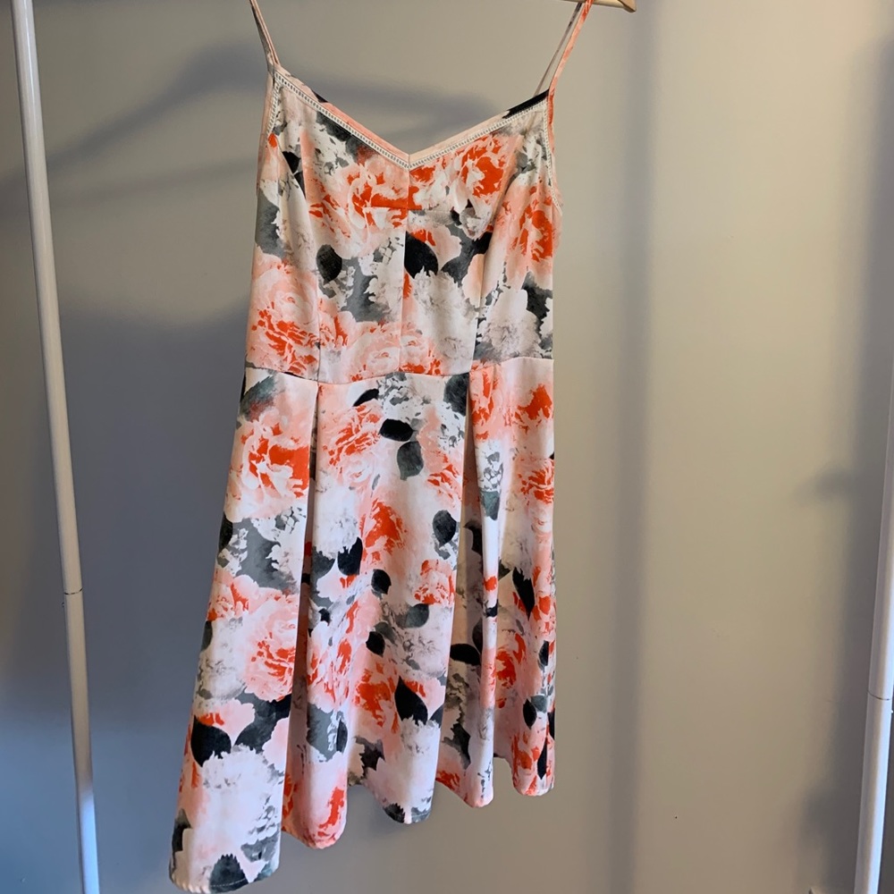 Cute dress
